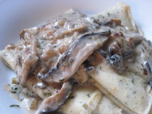 creamy and satisfying mushroom crepes