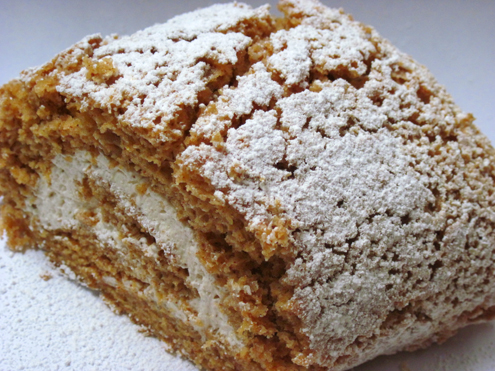moist and sweet pumpkin roll
