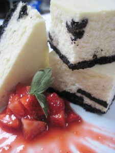 cookies and cream cheesecake