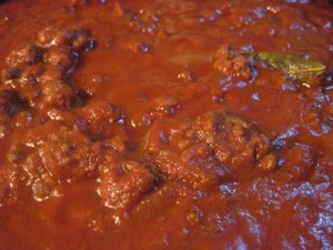 nice and thick sloppy joe mixture after slow simmer