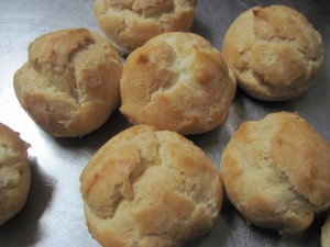 eclair and cream puff shells still look beautiful after being frozen and thawed