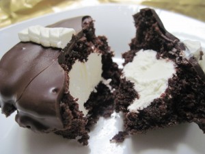 Homemade Hostess Cupcakes