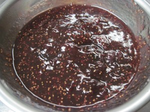 Fig jam ready to eat