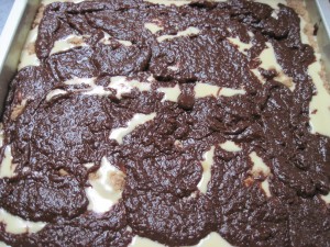 add the dark chocolate pumpkin-apple butter on top of the hot milk cake batter