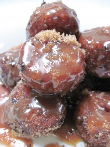Add a boozy caramel sauce and they become platanos borrachos