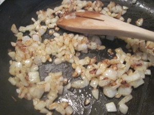 caramelize onion with the olive oil