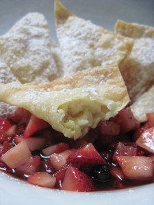 Leche Frita Wontons with fruit salsa, www.goodfoodgourmet.com