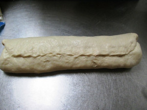 stromboli or calzone, www.goodfoodgourmet.com