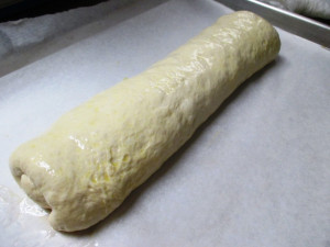 stromboli or calzone, www.goodfoodgourmet.com