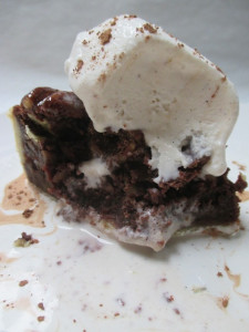 Dark Chocolate Roasted Pecan Pie, www.goodfoodgourmet.com
